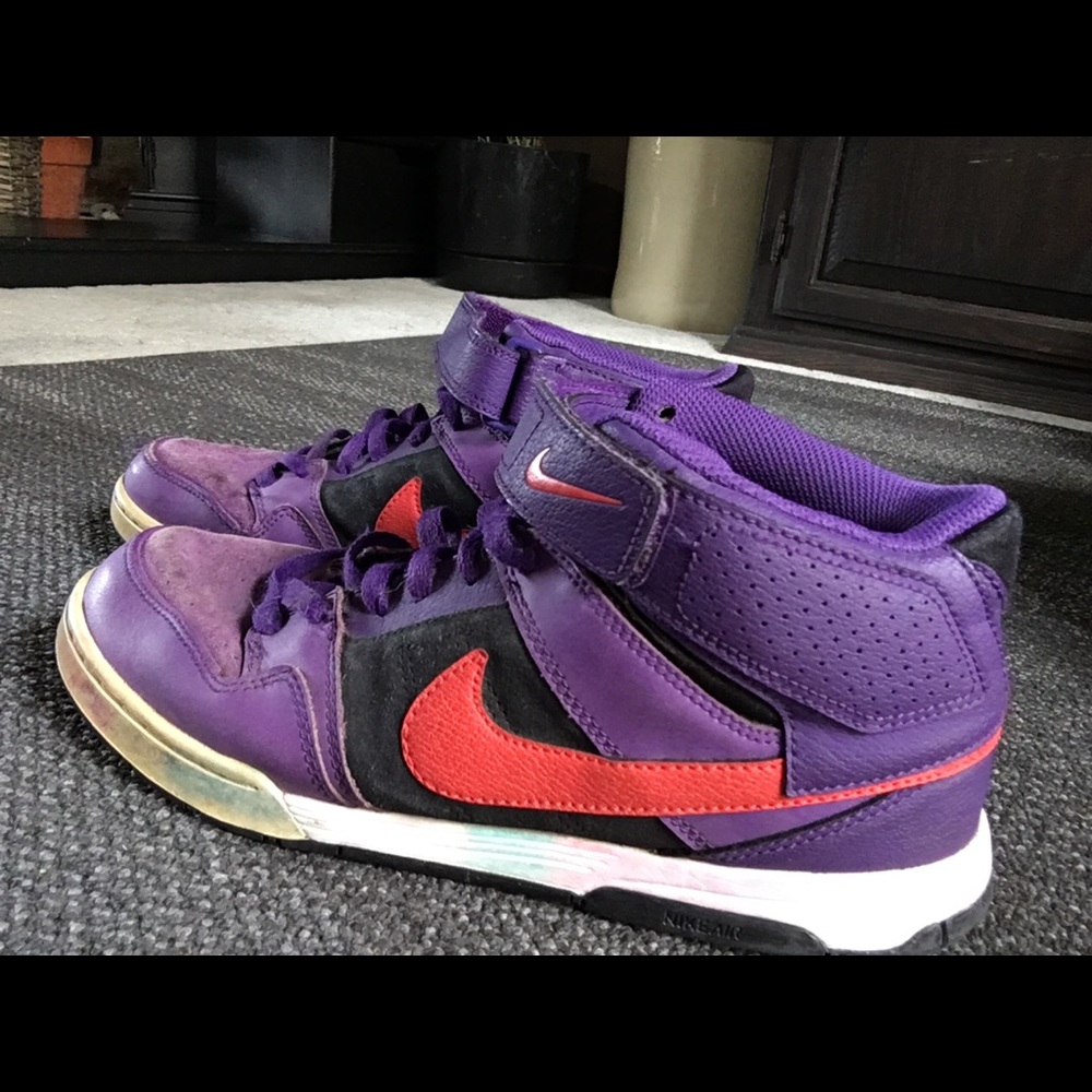 Nike mogo mid 2 shoes